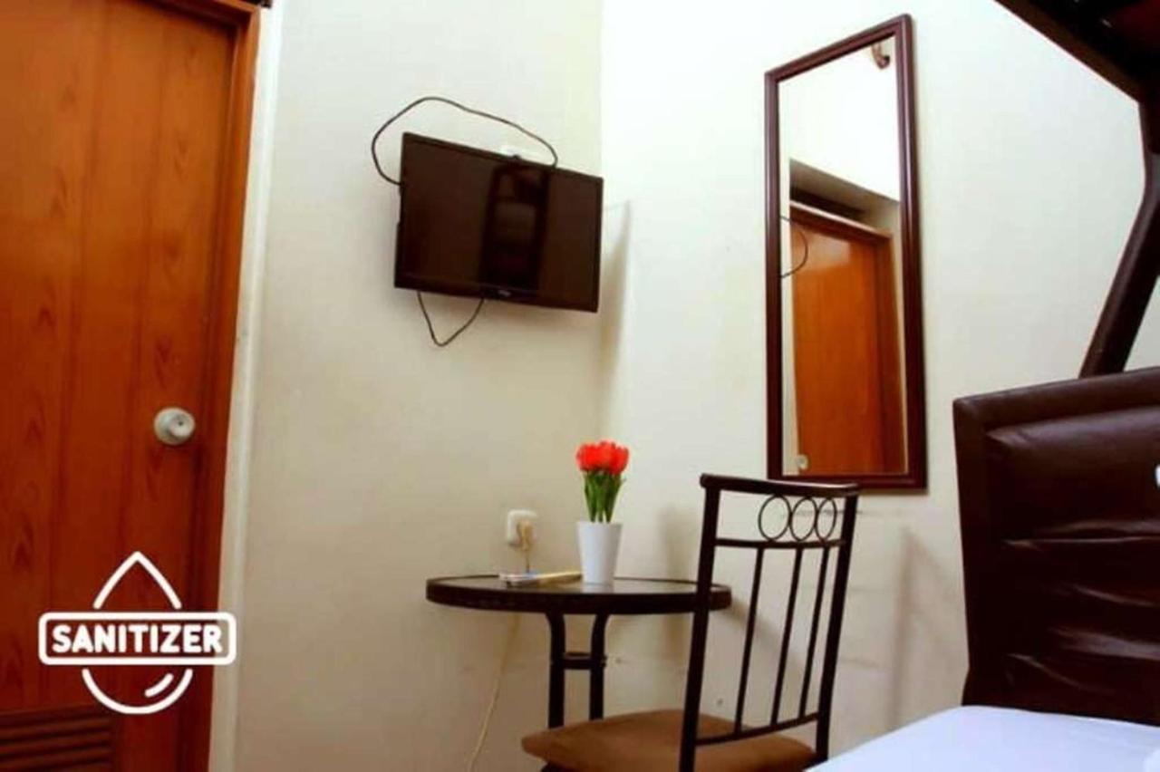Unique Guesthouse Bandung Exteriör bild