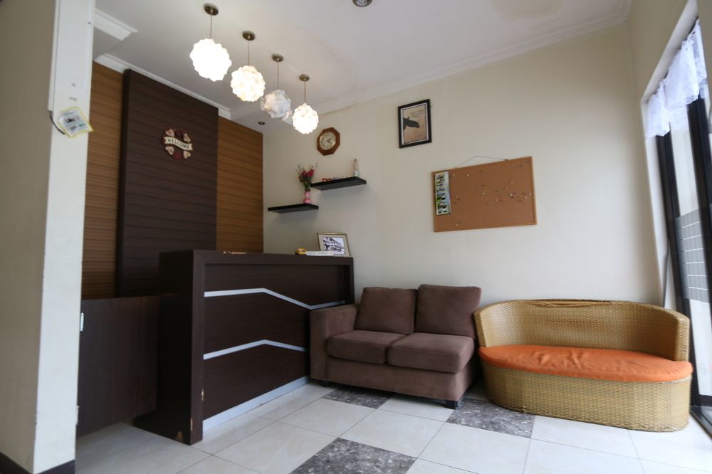 Unique Guesthouse Bandung Exteriör bild